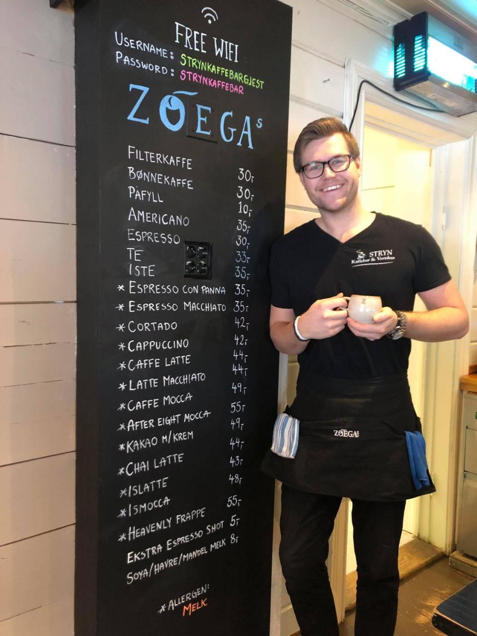 Stryn Kaffebar & Vertshus Εξωτερικό φωτογραφία
